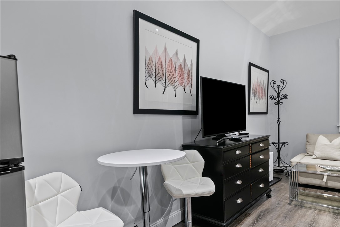 137 West Main Road, Unit REAR Middletown, RI 02842 - Photo 10 of 19