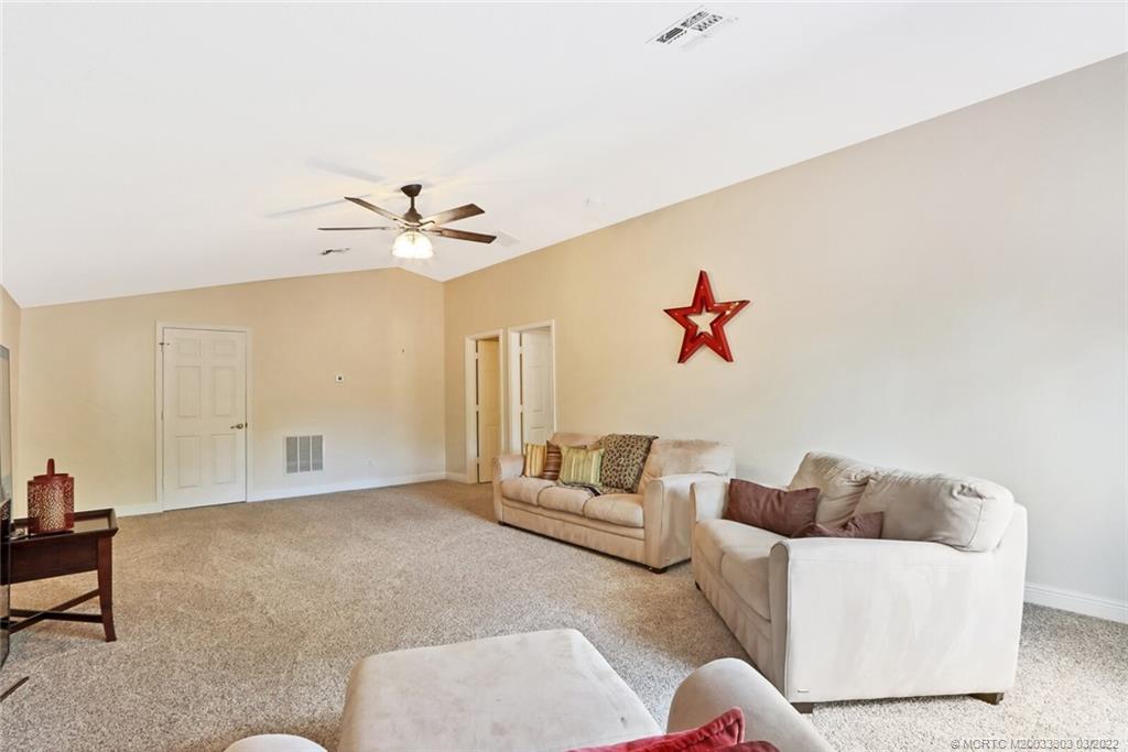 2190 Southwest Panther Trace Stuart, FL 34997 - Photo 30 of 44 Gallery Image 30