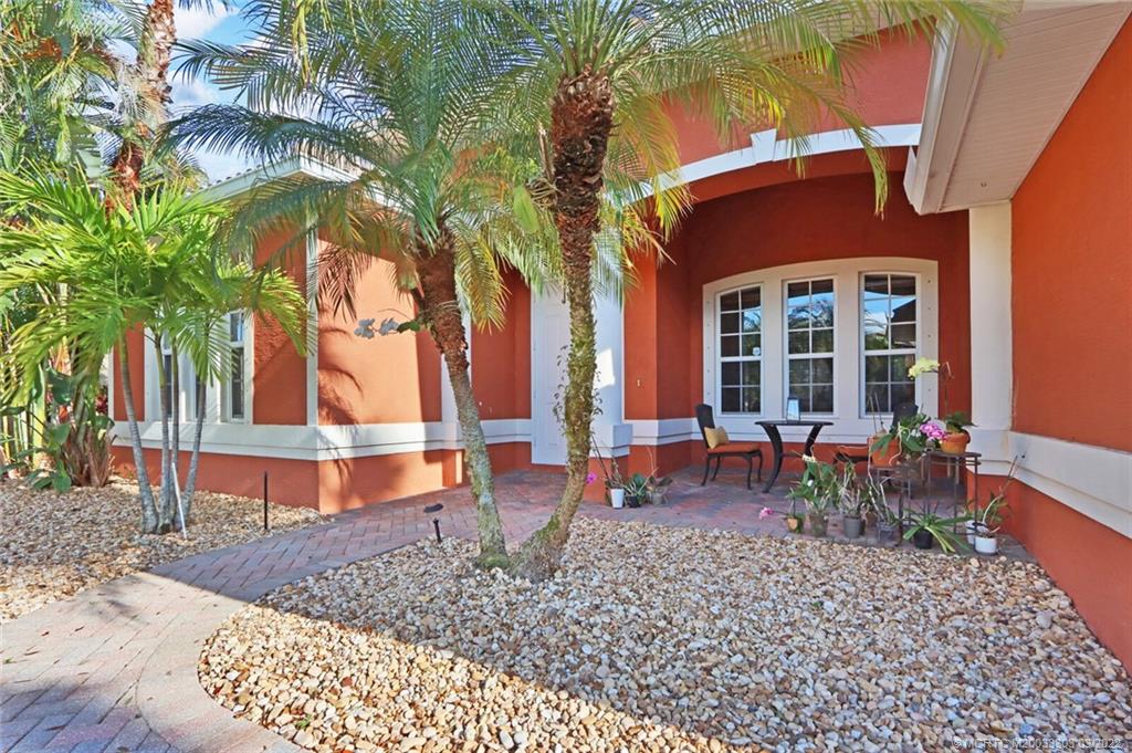 2190 Southwest Panther Trace Stuart, FL 34997 - Photo 4 of 44 Gallery Image 4