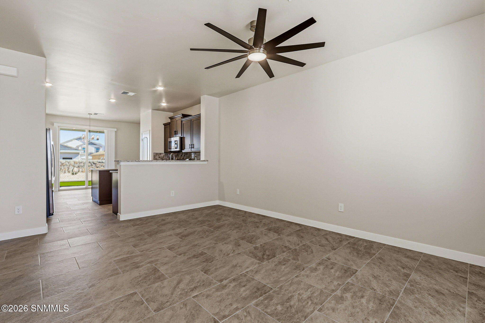 4128 Puertecito Road Las Cruces, NM 88012 - Photo 8 of 22 Living Room
