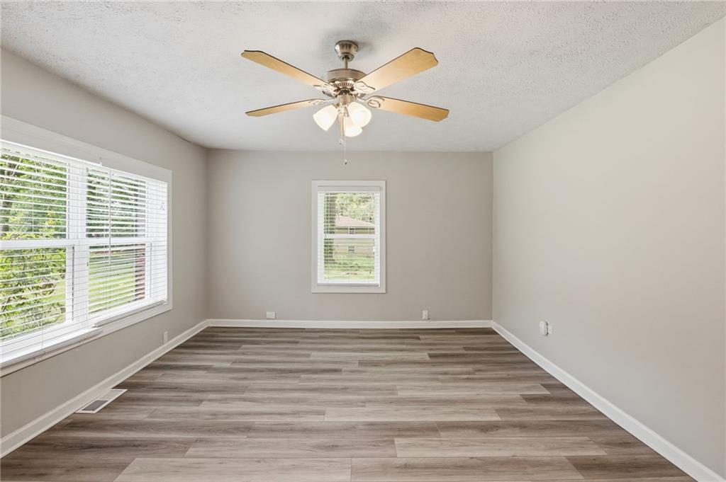 620 Smithstone Road Southeast Marietta, GA 30067 - Photo 10 of 35 Gallery Image 10