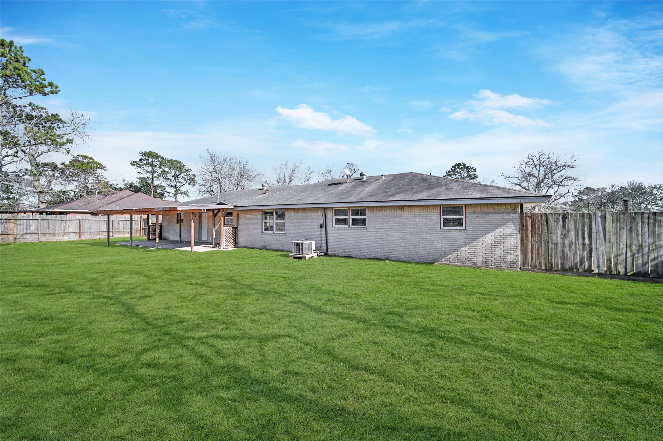 4614 Edgemore Street Santa Fe, TX 77517 - Photo 4 of 27