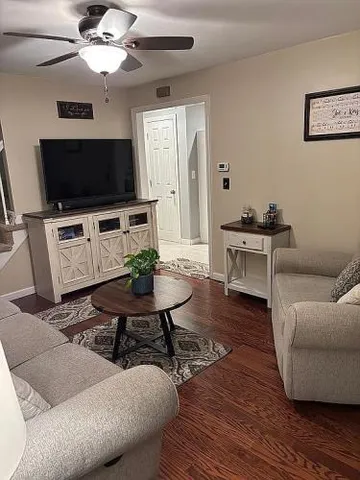 $411,000 | 14 Carol Drive, Franklin, MA 02038