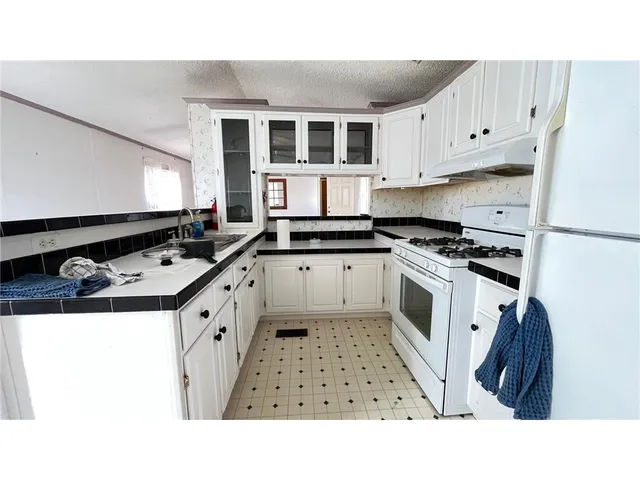 $85,000 | 7800 Maple Hill Road, Unit B11, Corcoran, MN 55340