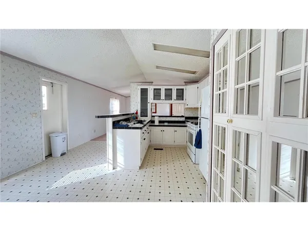 $74,800 | 7800 Maple Hill Road, Unit B11, Corcoran, MN 55340