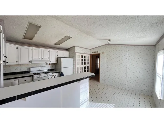 $85,000 | 7800 Maple Hill Road, Unit B11, Corcoran, MN 55340