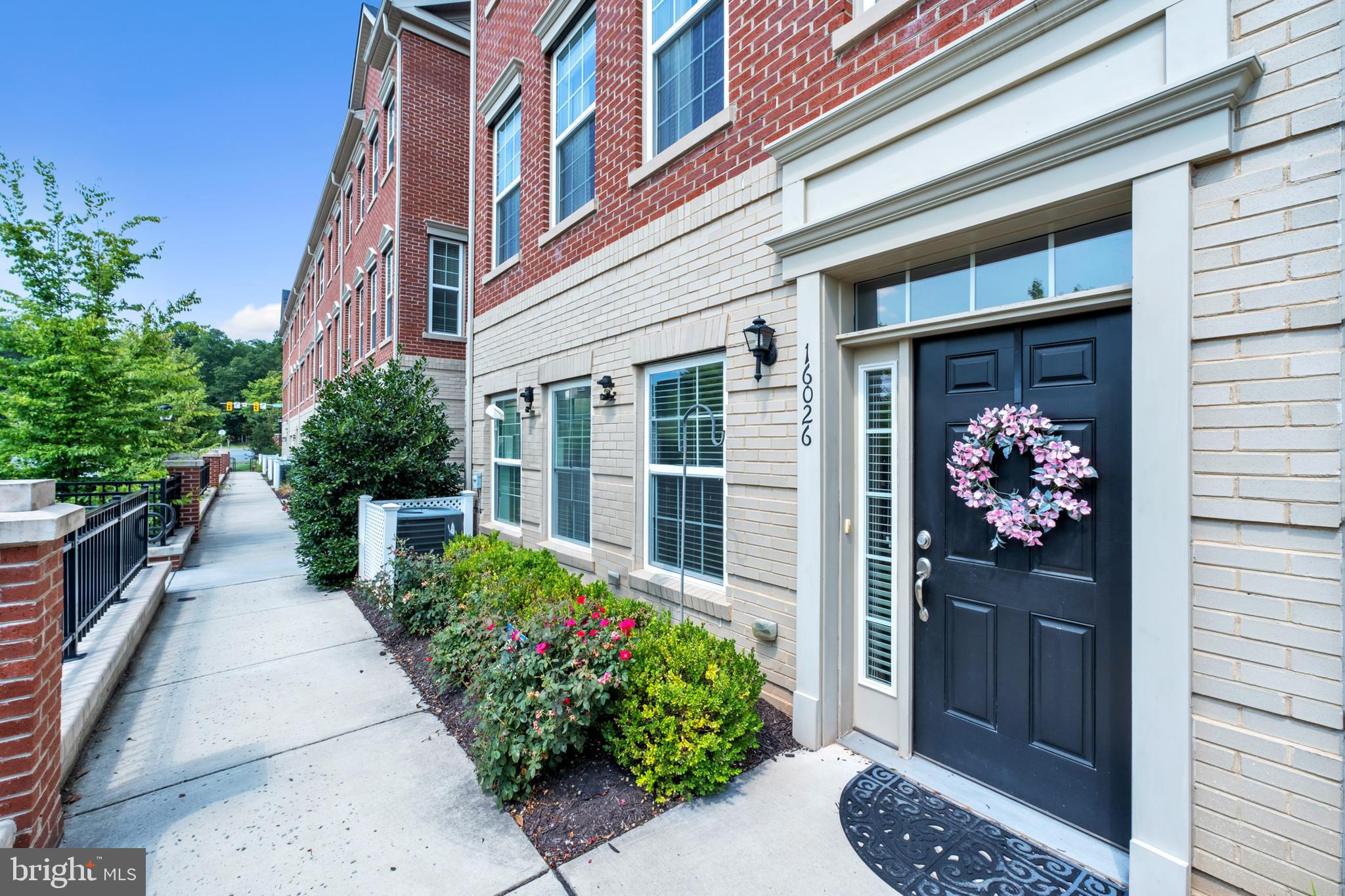 16026 Madison Ridge Place Gainesville, VA 20155 - Photo 1 of 29 Gallery Image 1