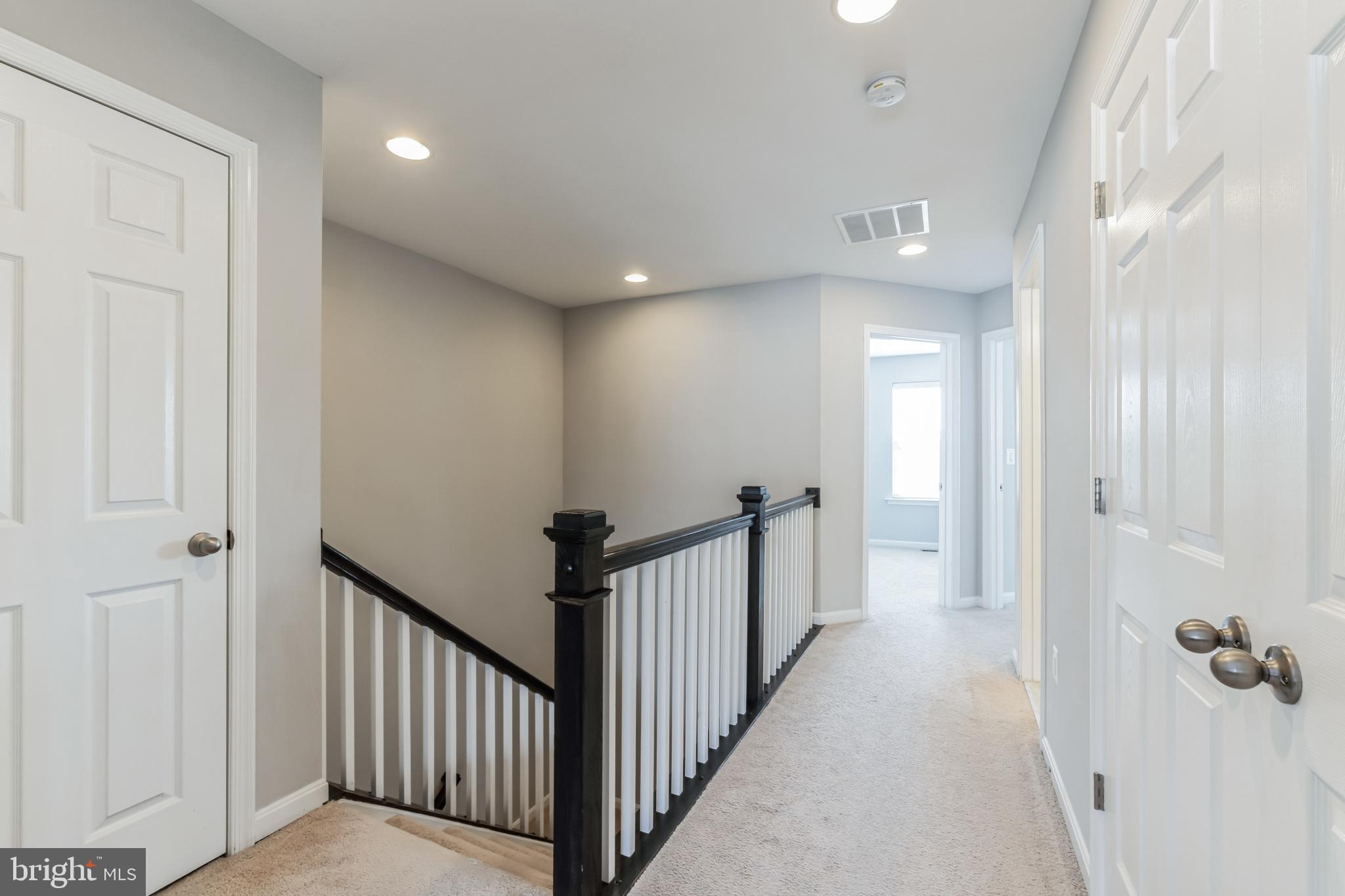 16026 Madison Ridge Place Gainesville, VA 20155 - Photo 15 of 29 Gallery Image 15