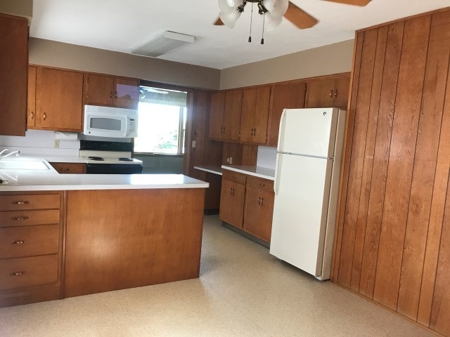 6037 Harrison Road Rockford, IL 61101 - Photo 5 of 24 Gallery Image 5