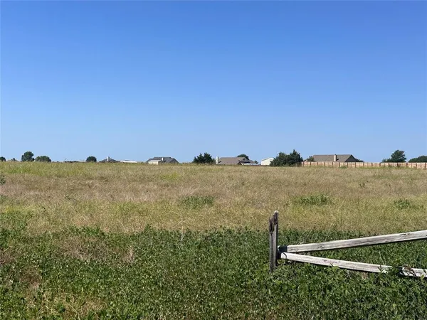 $7,500,000 | 1377 County Road 456, Princeton, TX 75407