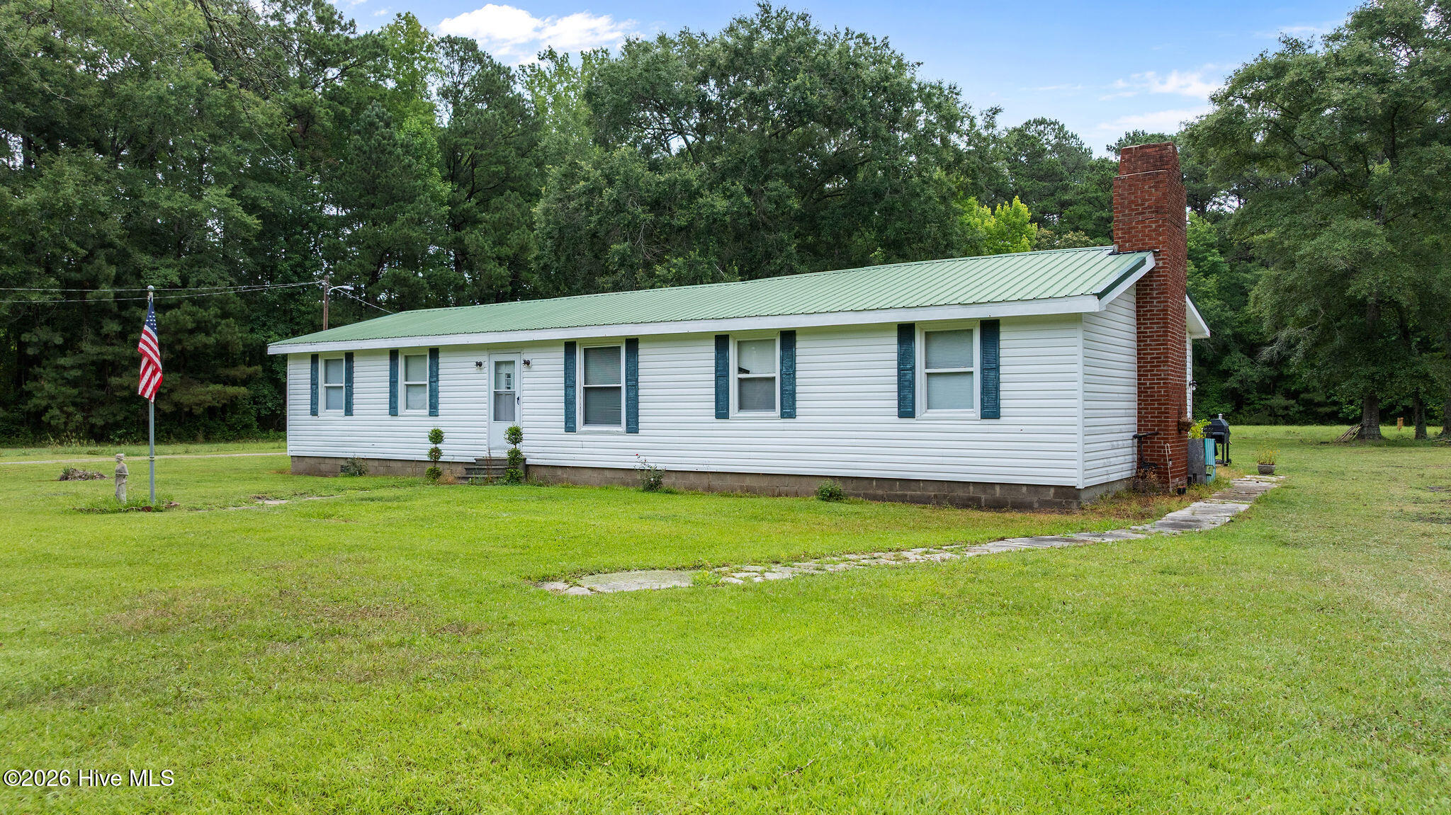 2240 Clay Bottom School Road Chocowinity, NC 27817 - Photo 3 of 21