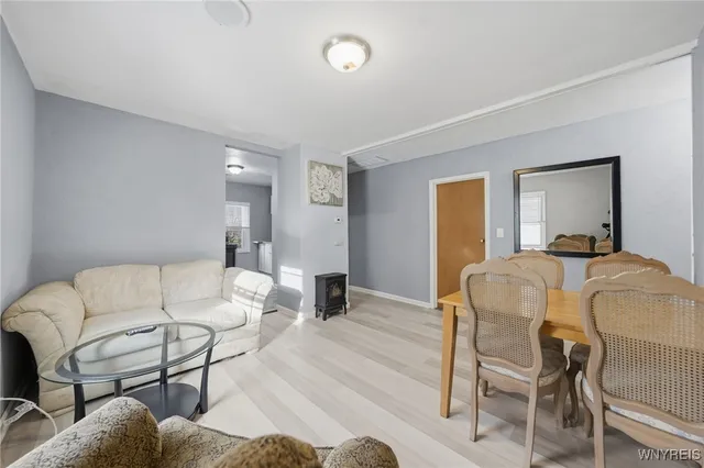 $1,095 | 214 58th Street, Niagara Falls, NY 14304