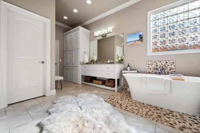 $950,000 | 9001 Juneau Avenue, Lubbock, TX 79424