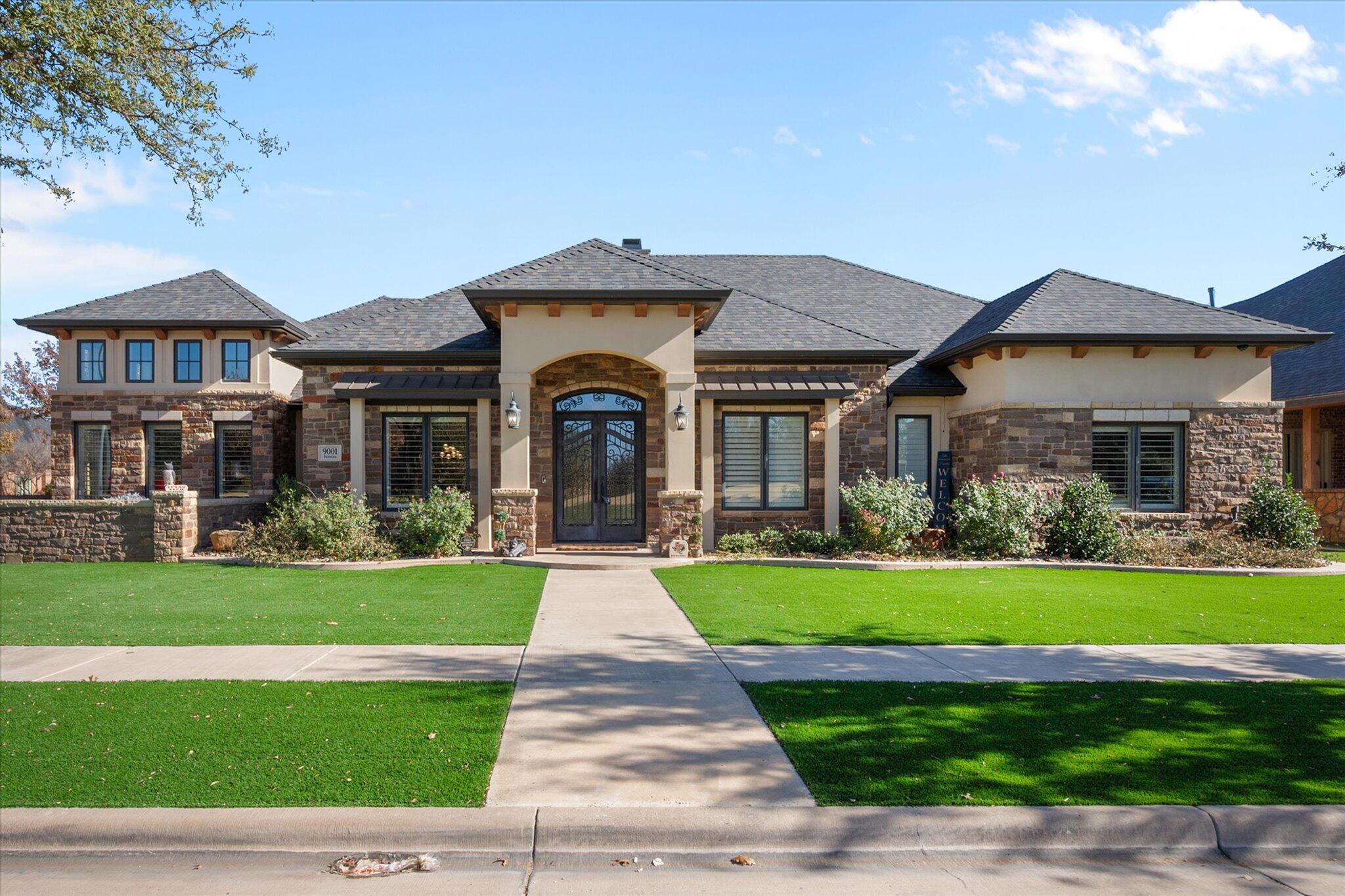 9001 Juneau Avenue Lubbock, TX 79424 - Photo 5 of 60 06-9001 Juneau_1784 Crop