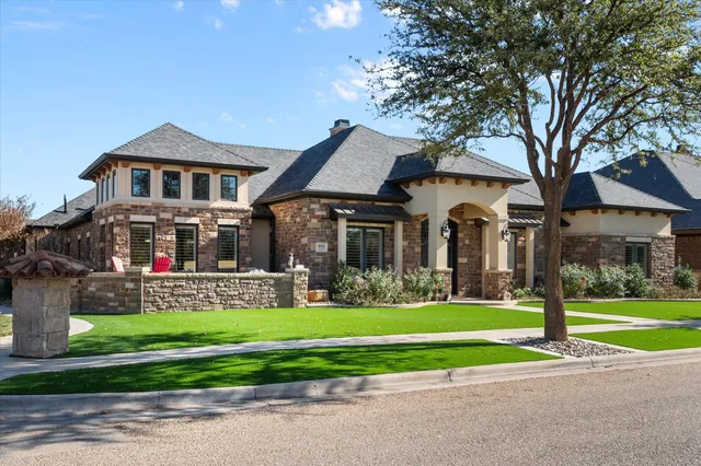$950,000 | 9001 Juneau Avenue, Lubbock, TX 79424