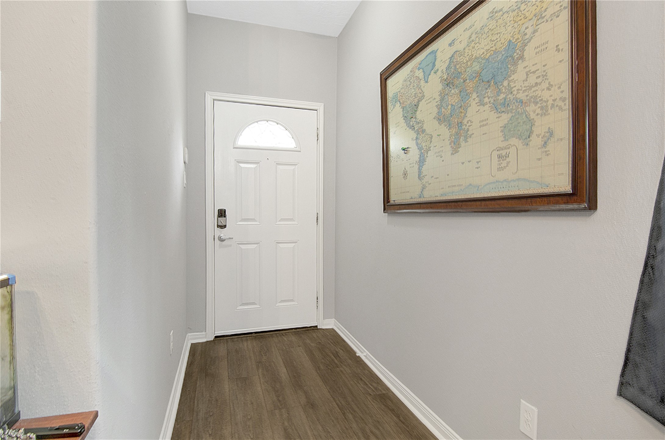 8906 Freeland Street Houston, TX 77075 - Photo 6 of 21 Front Entrance