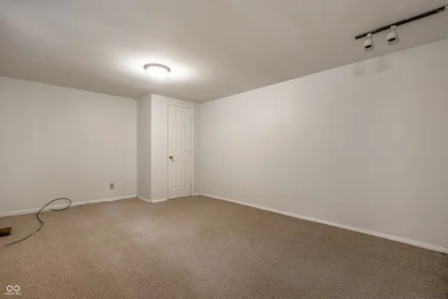 $2,500 | 4658 Hinesley Avenue, Indianapolis, IN 46208