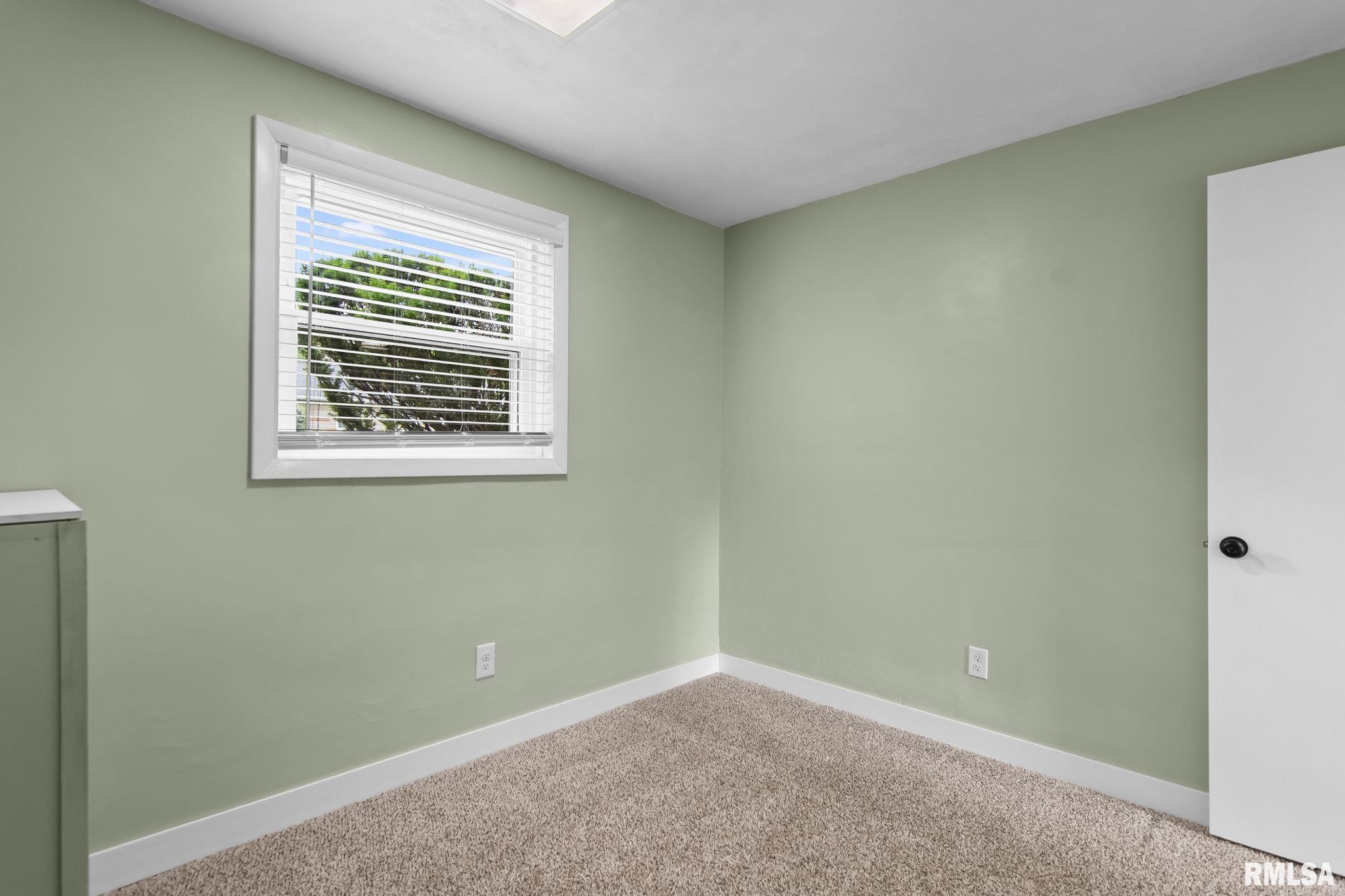 108 Collier Drive Springfield, IL 62704 - Photo 18 of 47