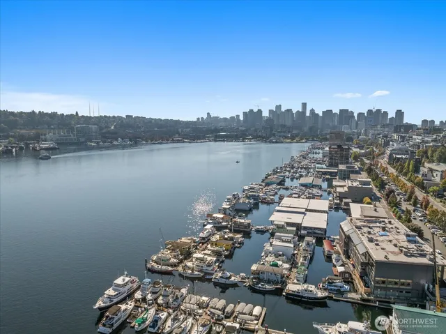 $200,000 | 2040 Westlake Avenue North, Unit 14, Seattle, WA 98109