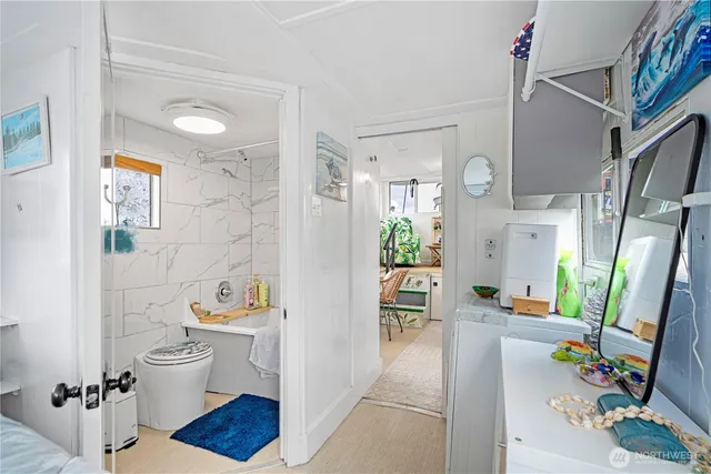 $200,000 | 2040 Westlake Avenue North, Unit 14, Seattle, WA 98109