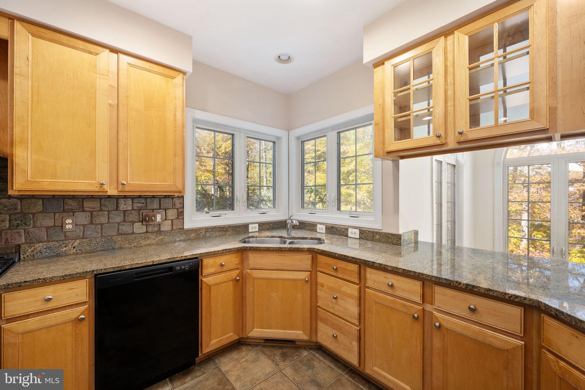 231 Kimberwick Lane Stafford, VA 22556 - Photo 23 of 78 Views while doing the dishes!!