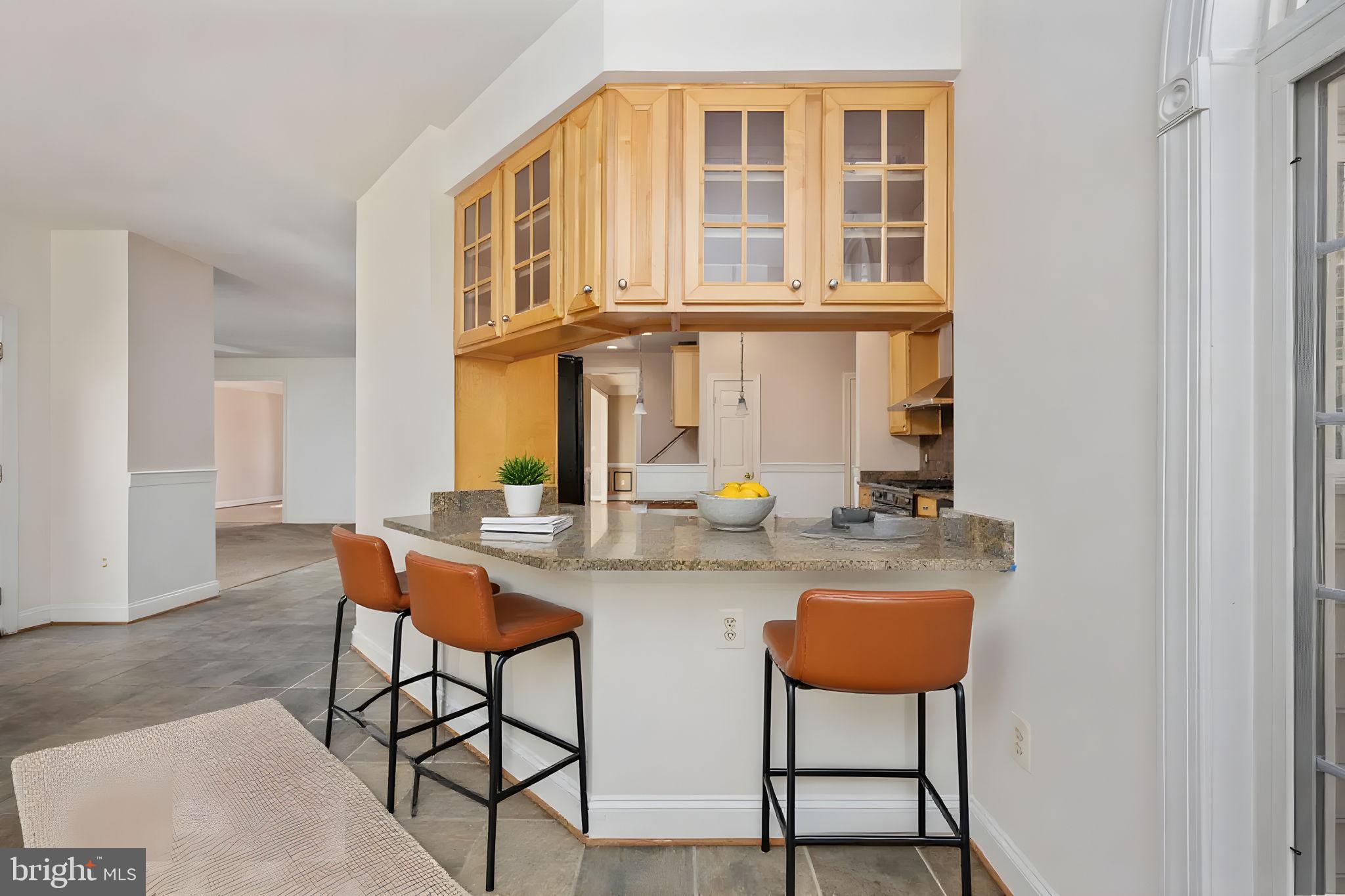 231 Kimberwick Lane Stafford, VA 22556 - Photo 29 of 78 a kitchen with a table and chairs in it