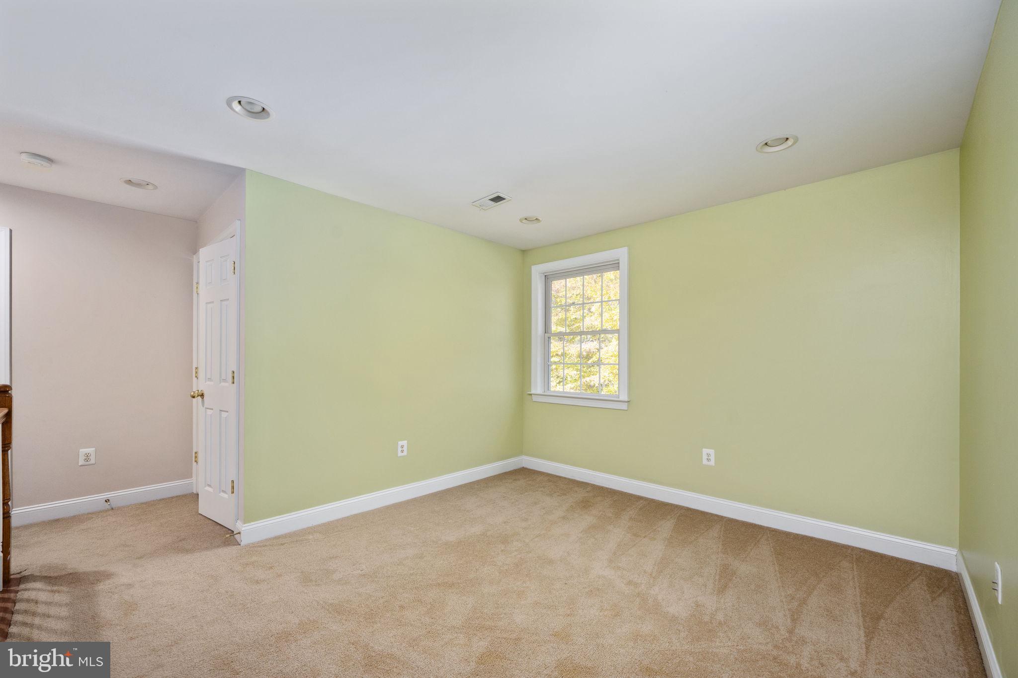 231 Kimberwick Lane Stafford, VA 22556 - Photo 48 of 78 a view of an empty room with a window