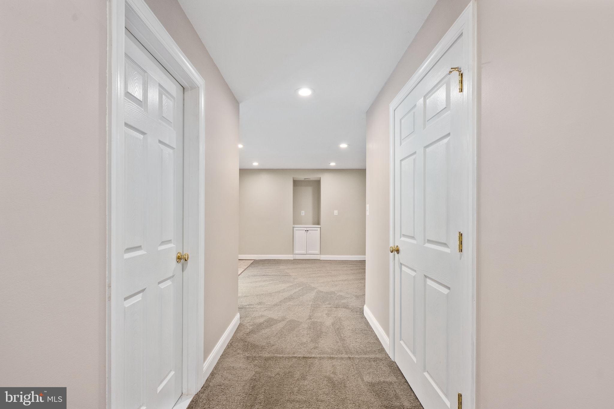231 Kimberwick Lane Stafford, VA 22556 - Photo 56 of 78 a view of a hallway with wooden floor and closet area