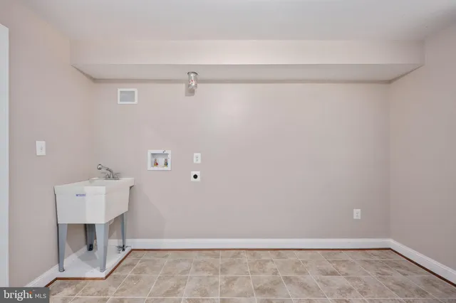 $869,900 | 231 Kimberwick Lane, Stafford, VA 22556