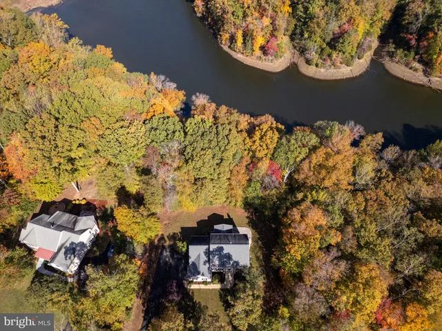 $869,900 | 231 Kimberwick Lane, Stafford, VA 22556