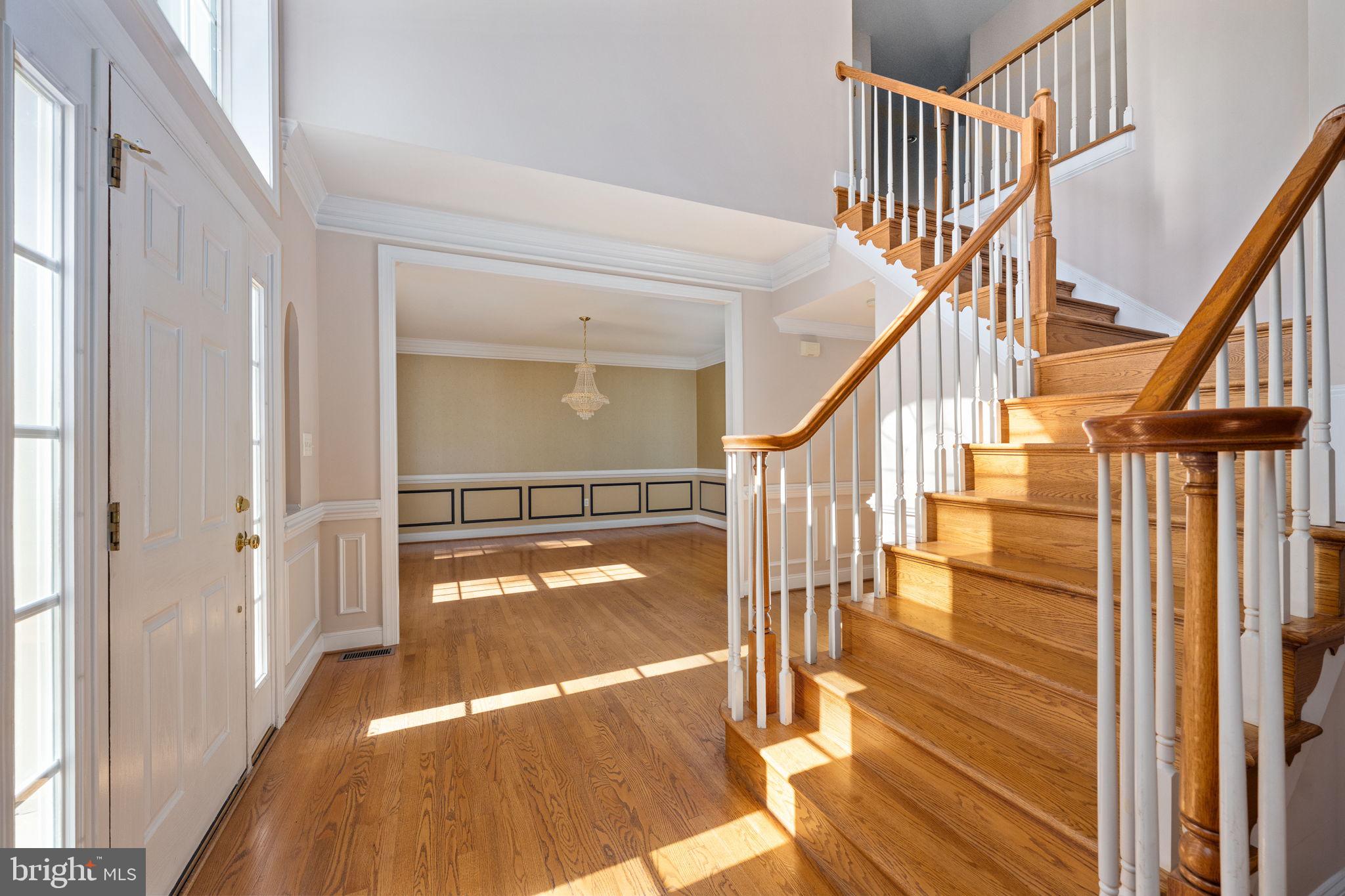 231 Kimberwick Lane Stafford, VA 22556 - Photo 8 of 78 Staircase #1 from the front foyer