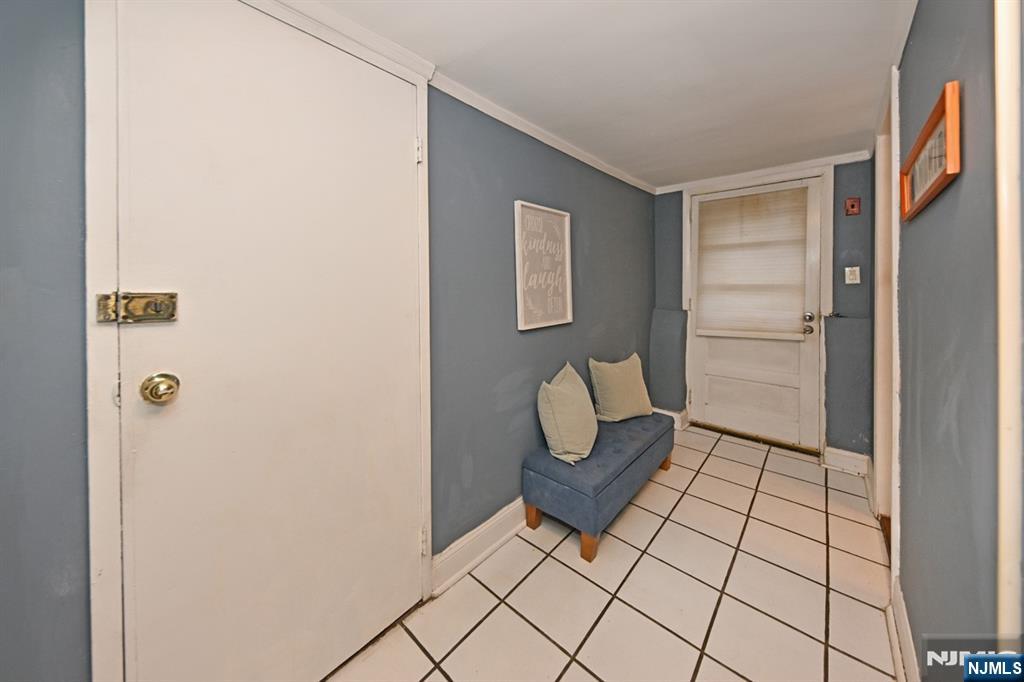 243 Devon Road Washington Township, NJ 07676 - Photo 18 of 40