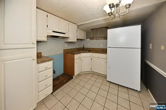 $720,000 | 243 Devon Road, Washington Township, NJ 07676