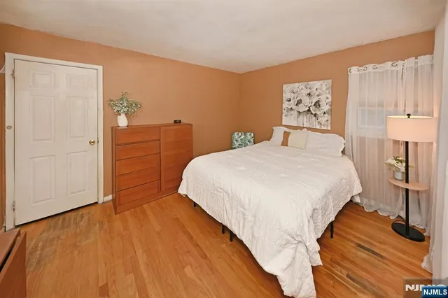 $720,000 | 243 Devon Road, Washington Township, NJ 07676