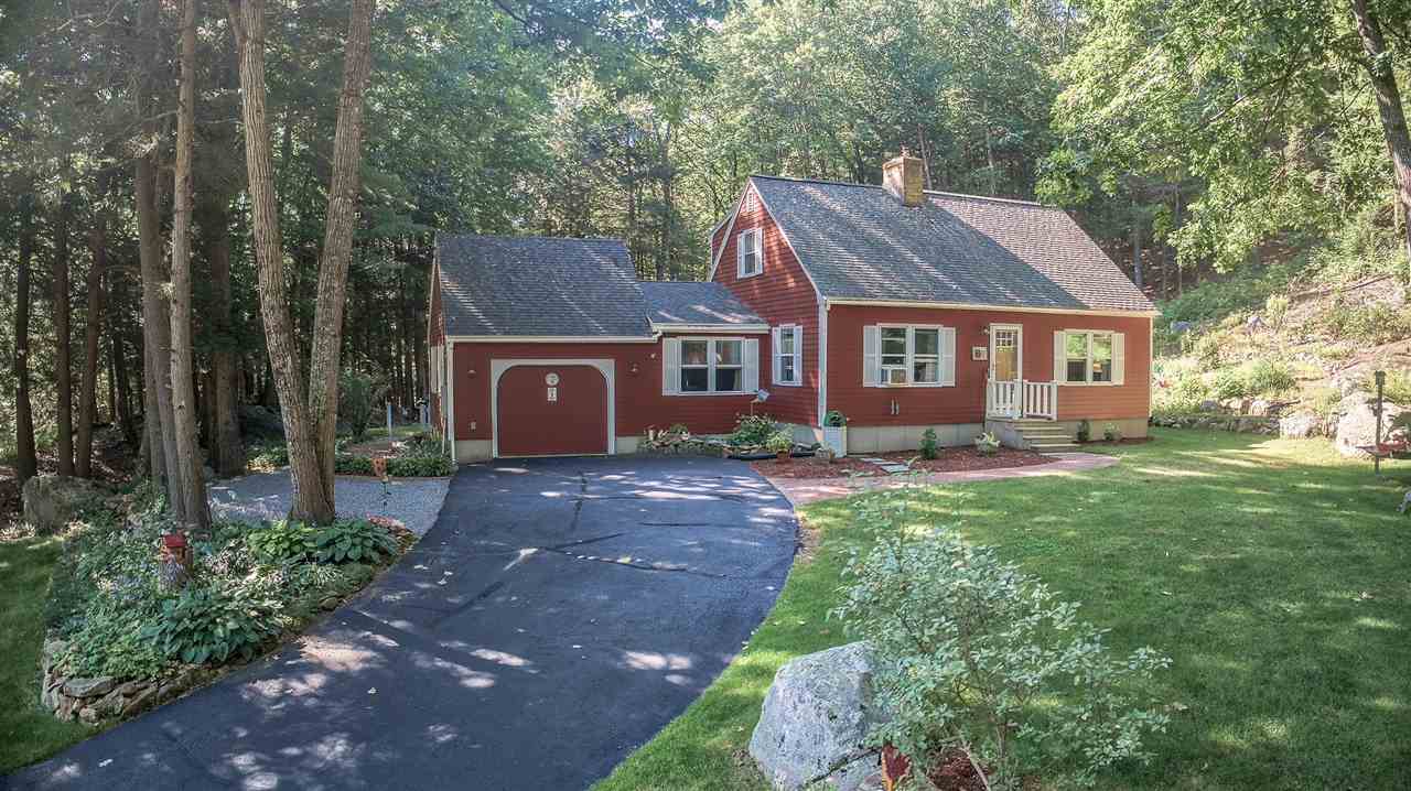 28 Gold Finch Road Goffstown, NH 03045 - Photo 1 of 33