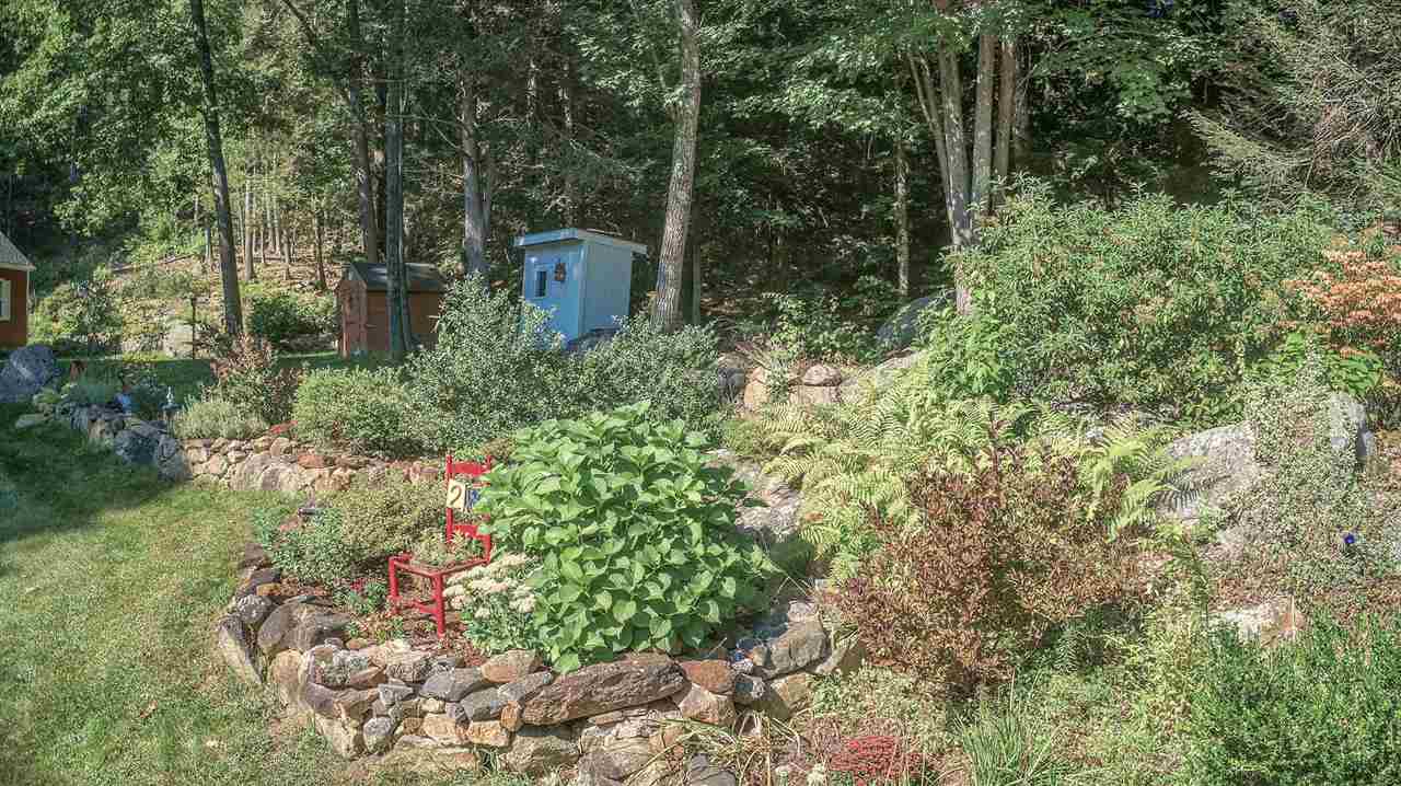 28 Gold Finch Road Goffstown, NH 03045 - Photo 3 of 33