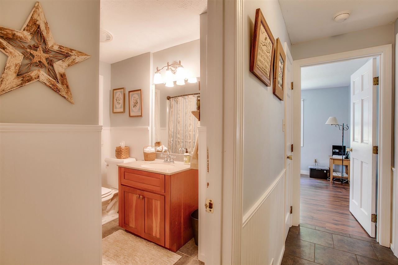 28 Gold Finch Road Goffstown, NH 03045 - Photo 24 of 33