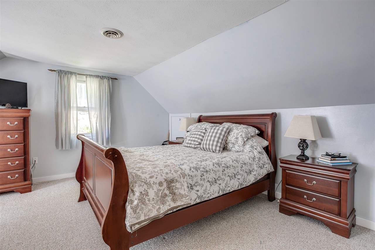 28 Gold Finch Road Goffstown, NH 03045 - Photo 29 of 33