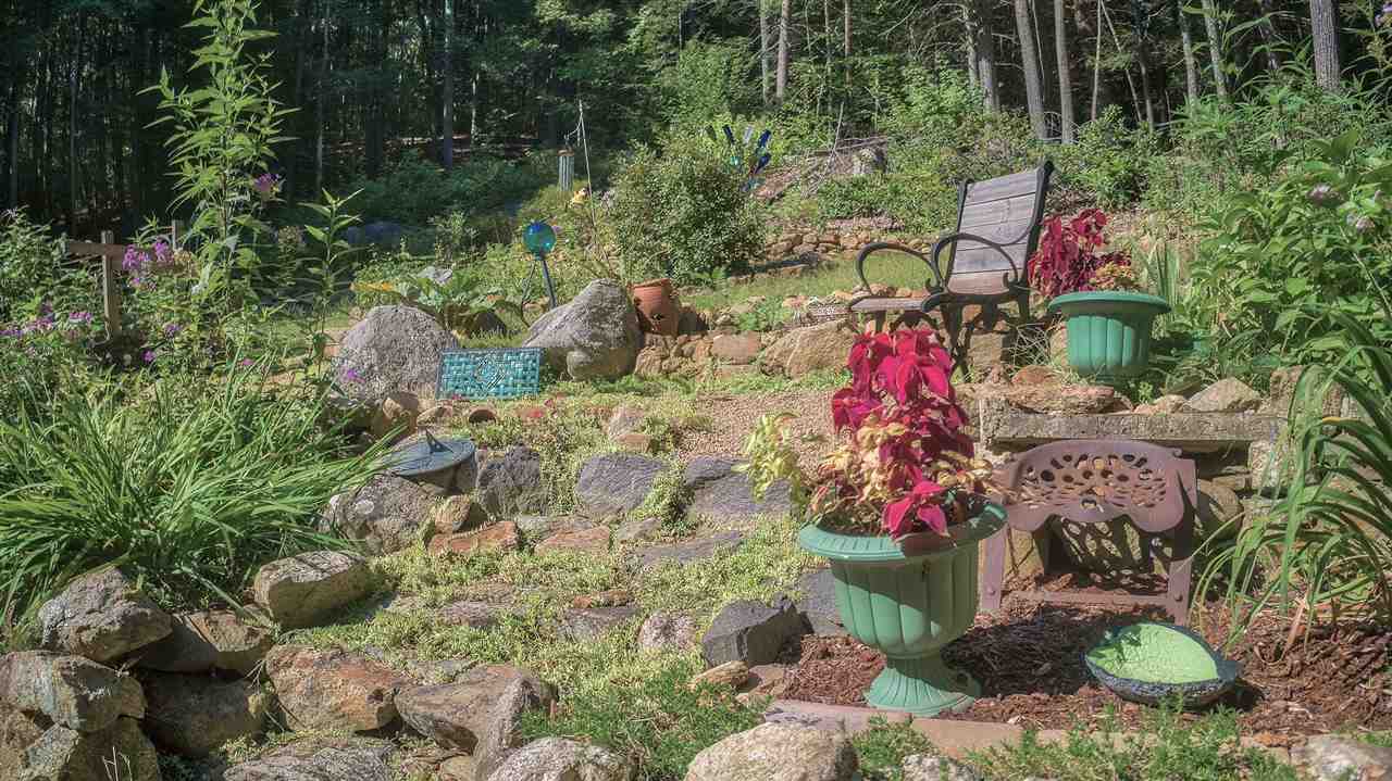 28 Gold Finch Road Goffstown, NH 03045 - Photo 7 of 33