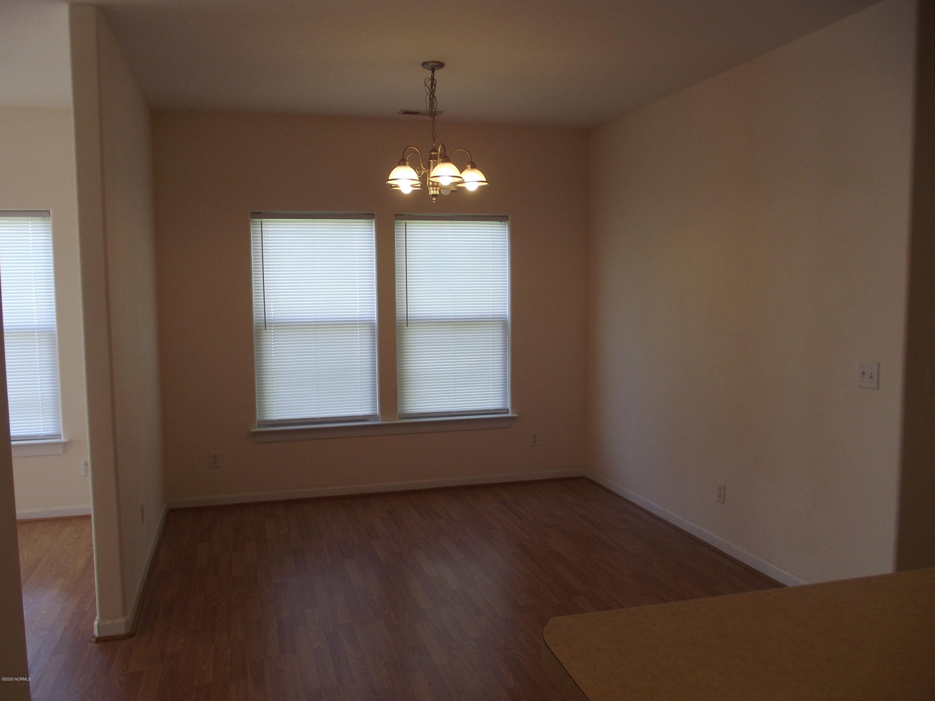 211 Lloyd Street Holly Ridge, NC 28445 - Photo 4 of 22 DSCF4977