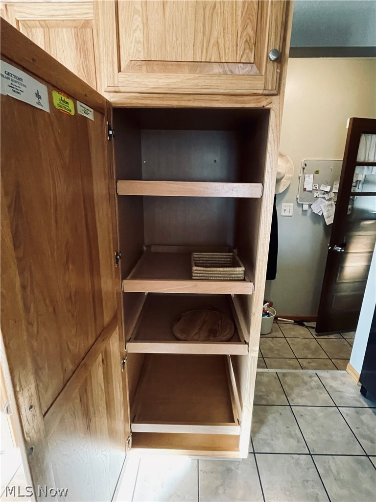 4801 New Road Youngstown, OH 44515 - Photo 4 of 10 Pantry with pull out drawers