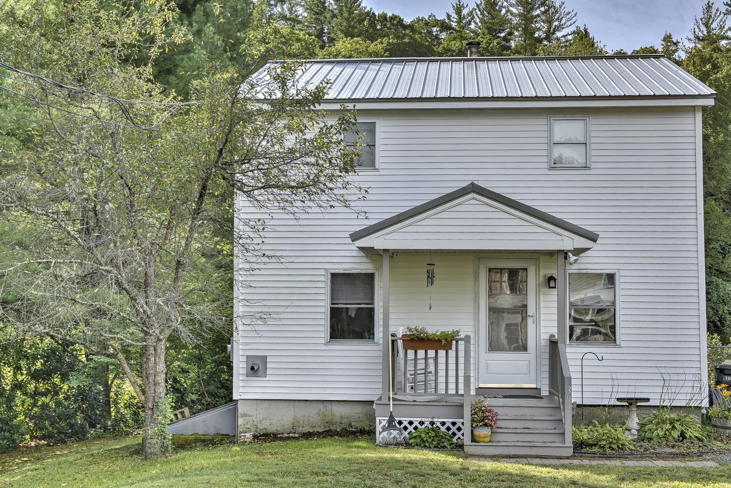392 Back Ashuelot Road Winchester, NH 03441 - Photo 5 of 40 Gallery Image 5