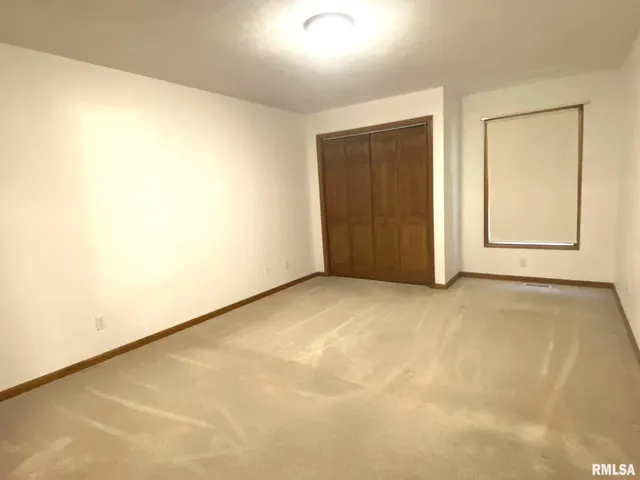 $1,550 | 2405 Checkerberry Lane, Springfield, IL 62711