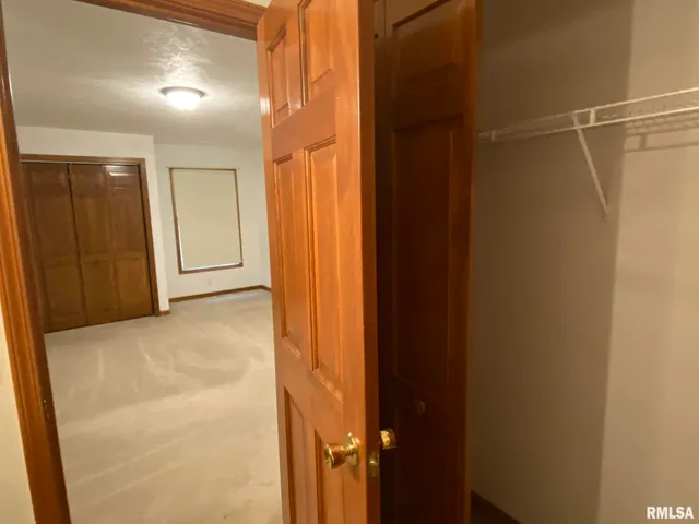 $1,550 | 2405 Checkerberry Lane, Springfield, IL 62711