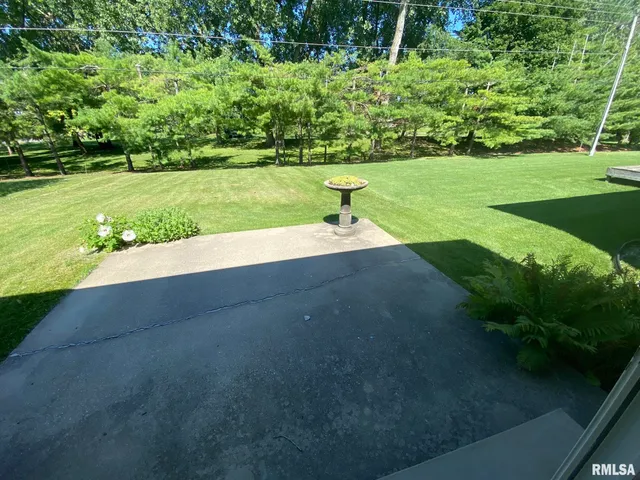 $1,550 | 2405 Checkerberry Lane, Springfield, IL 62711