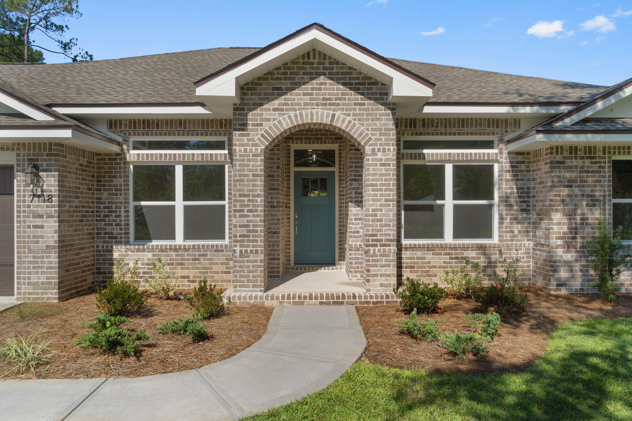 6752 Redfield Street Navarre, FL 32566 - Photo 4 of 64 3-web-or-mls-FinalExterior-6