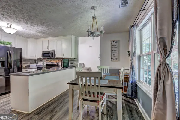 $325,000 | 160 Aaron Court, Forsyth, GA 31029