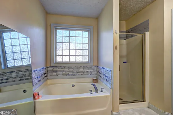 $325,000 | 160 Aaron Court, Forsyth, GA 31029