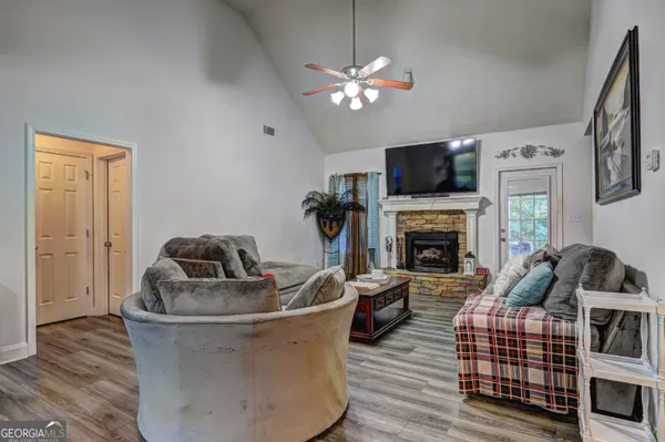 $325,000 | 160 Aaron Court, Forsyth, GA 31029