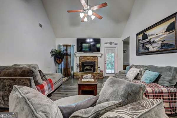 $325,000 | 160 Aaron Court, Forsyth, GA 31029